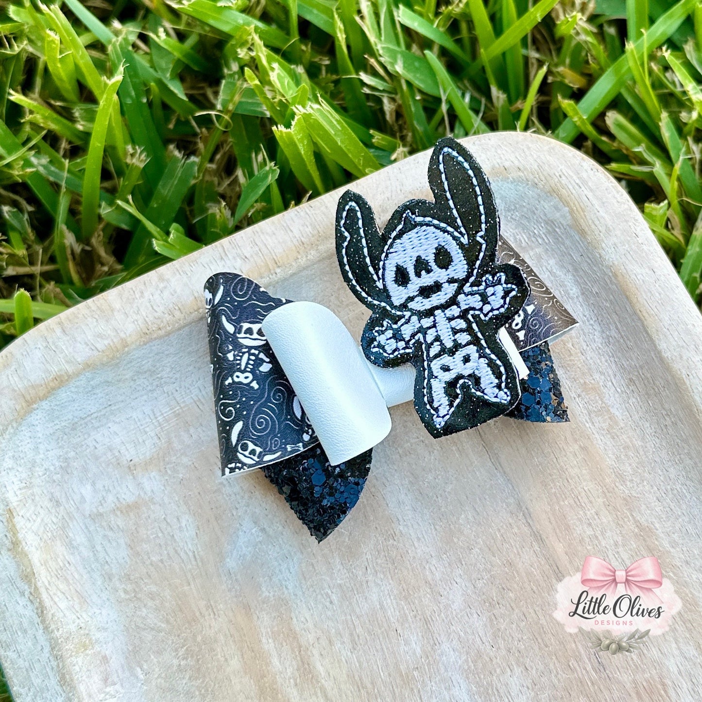 SKELETON STITCH ABBY BOW