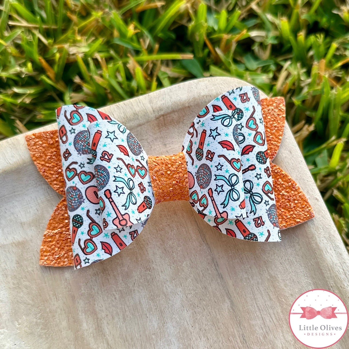 TS LIFE AS A SHOWGIRL BOW - WHITE