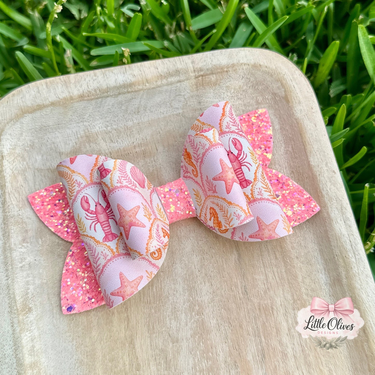 SCALLOPED SEA LIFE BOW