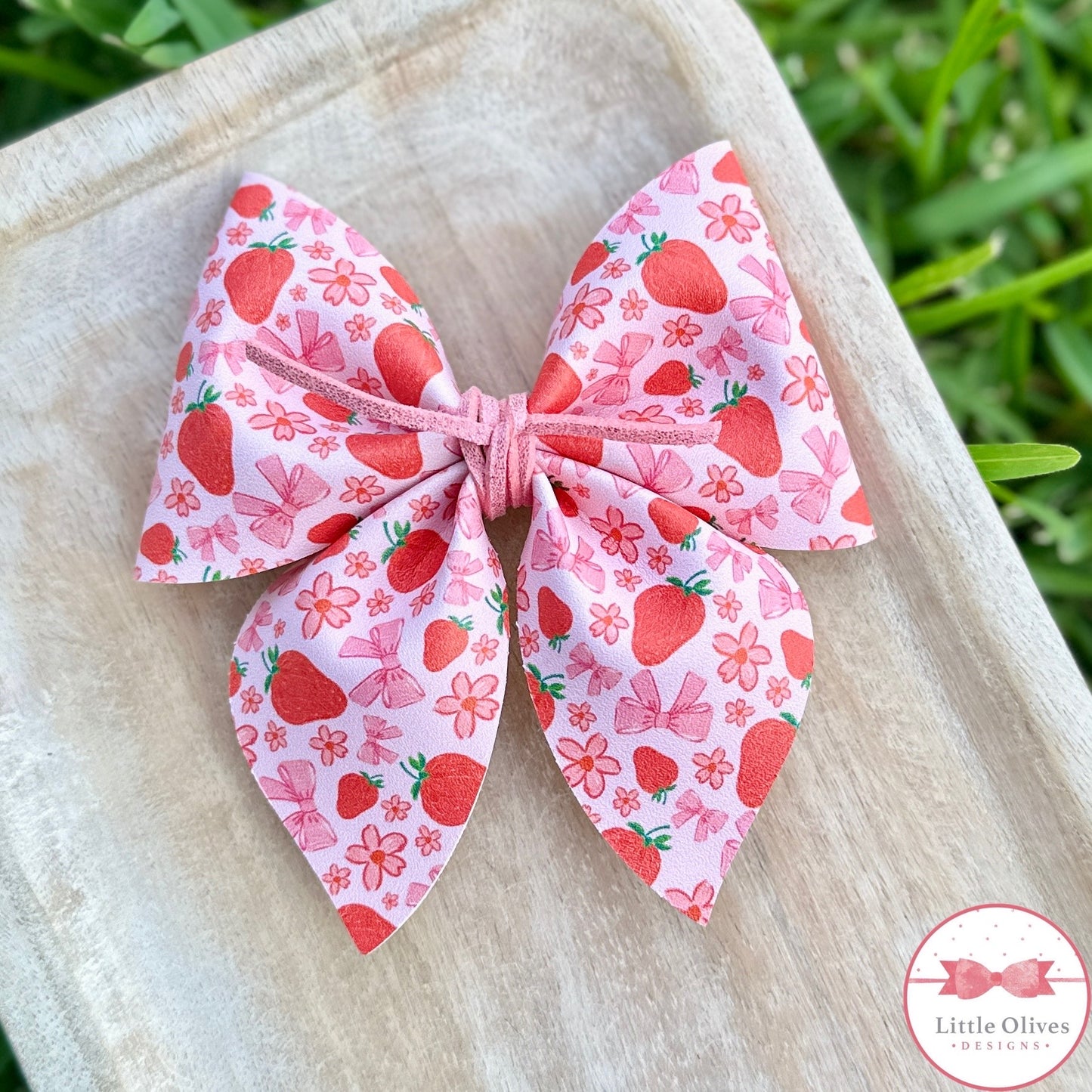 STRAWBERRIES AND BOWS SAILOR BOW