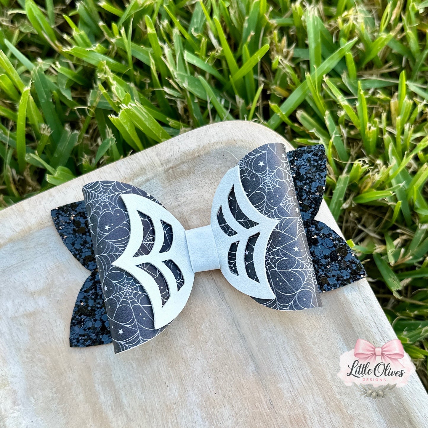 HAUNTED THREADS BOW