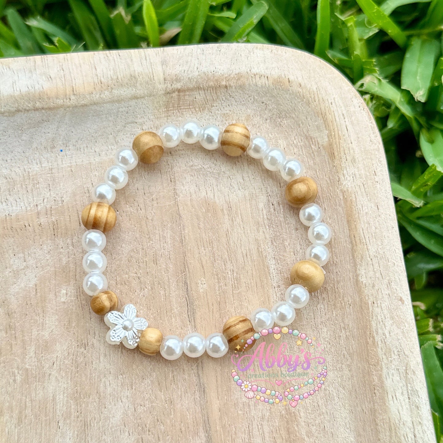 WOODEN PEARL BRACELET