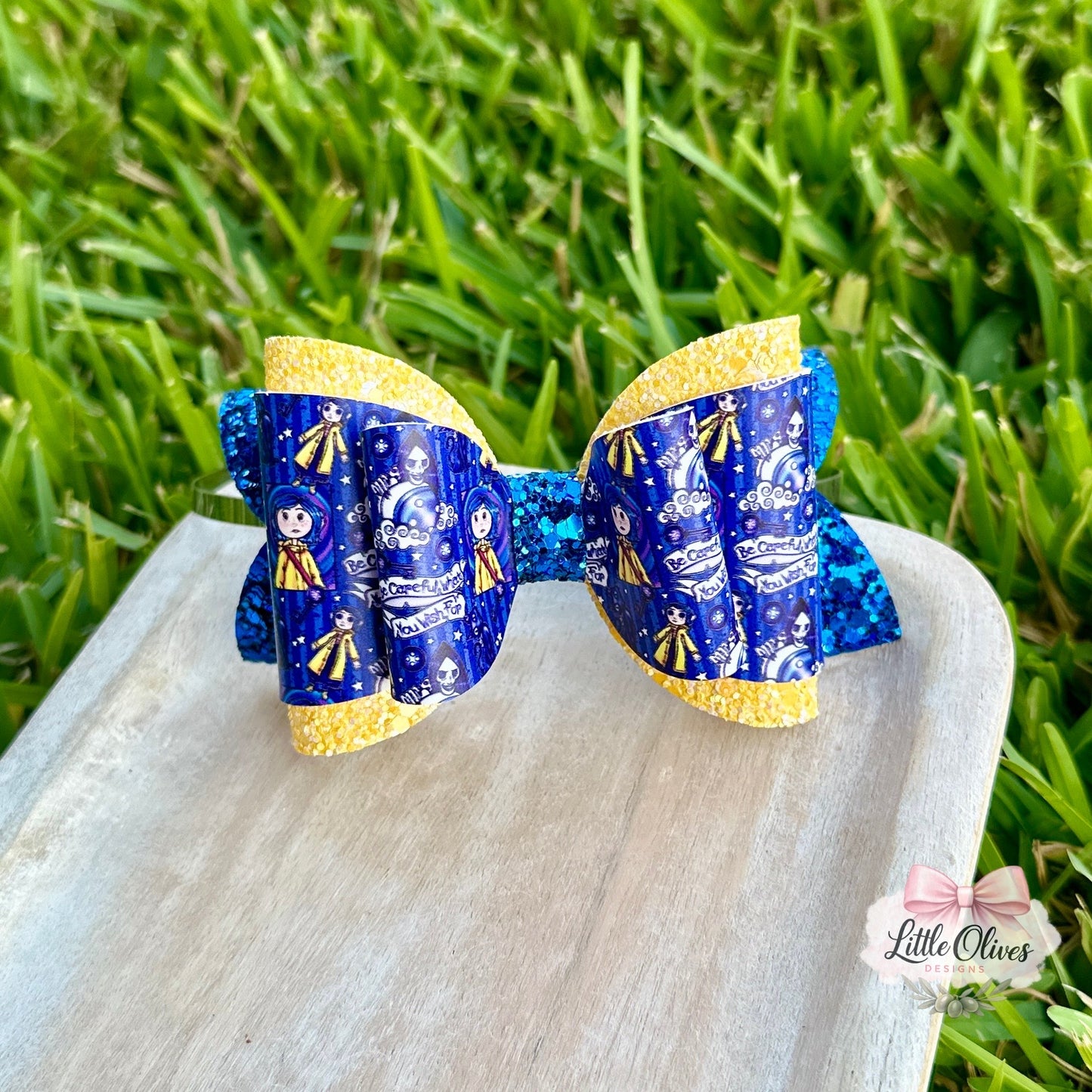 CORALINE BOW