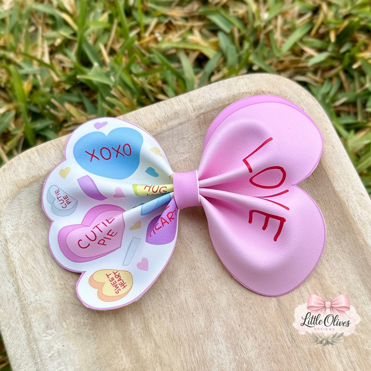 LOVE CONVO HEARTS PINCH BOW