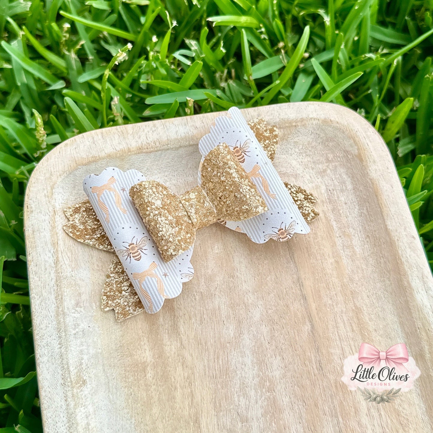 GOLDEN BEE GARDEN BOW