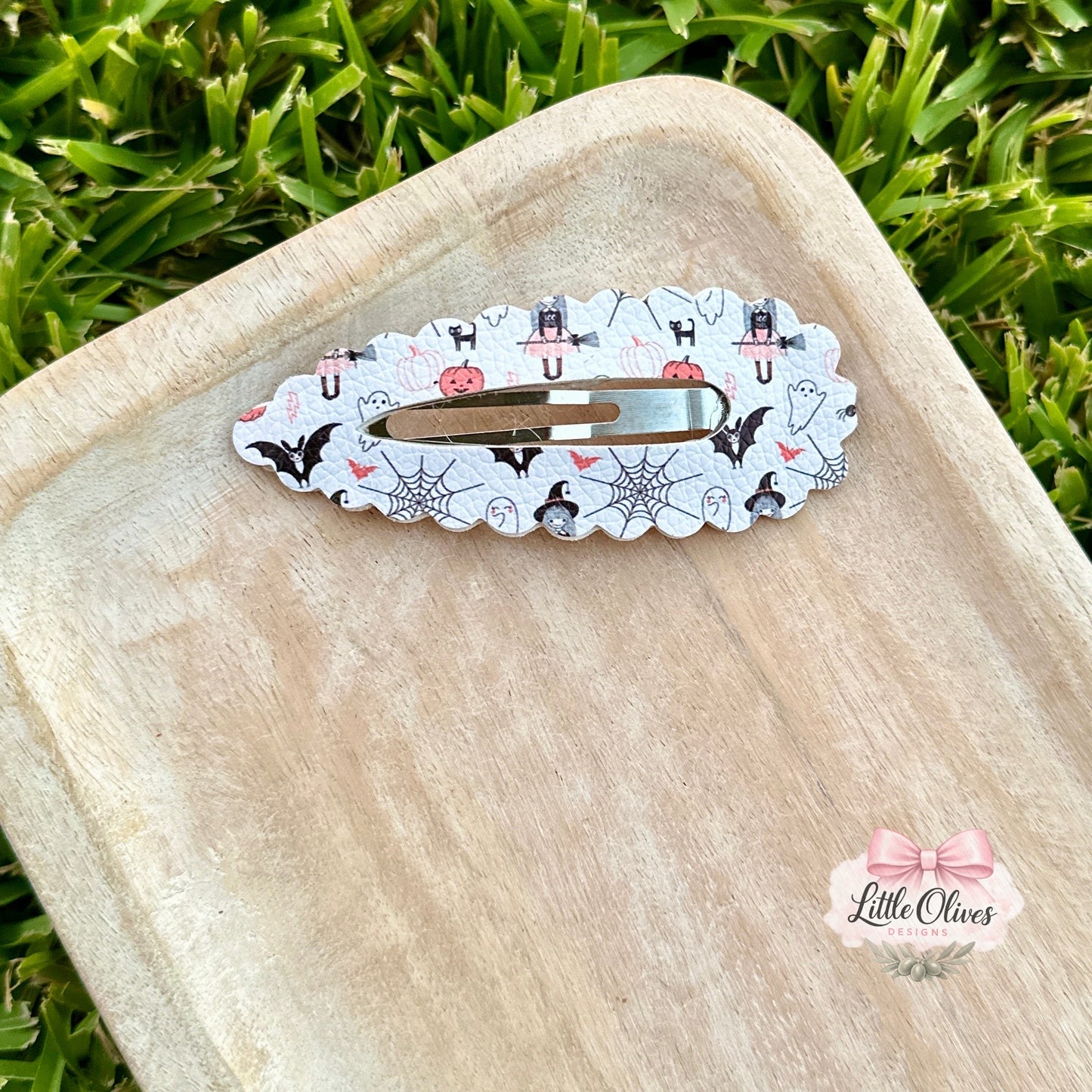 SITTING WITCH XL SNAP CLIP