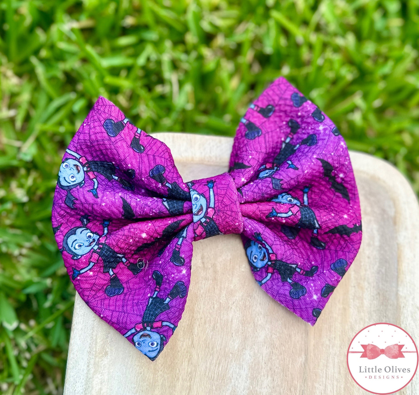 VAMPIRE GIRL BOW OR SCRUNCHIE