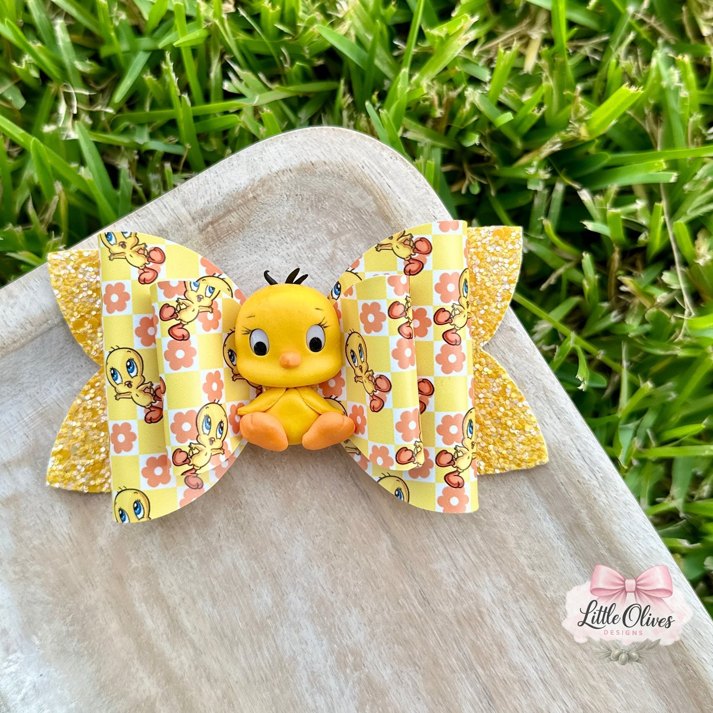 YELLOW BIRD CLAY BOW
