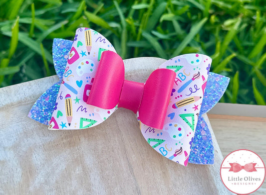 SCHOOL SUPPLIES PINK BOW