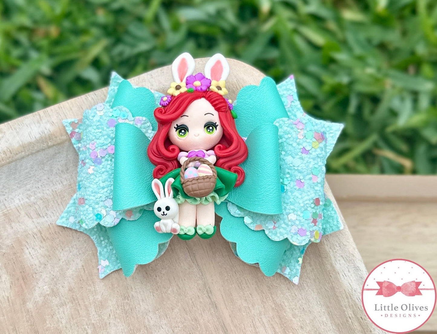 ARIEL BUNNY CLAY BOW