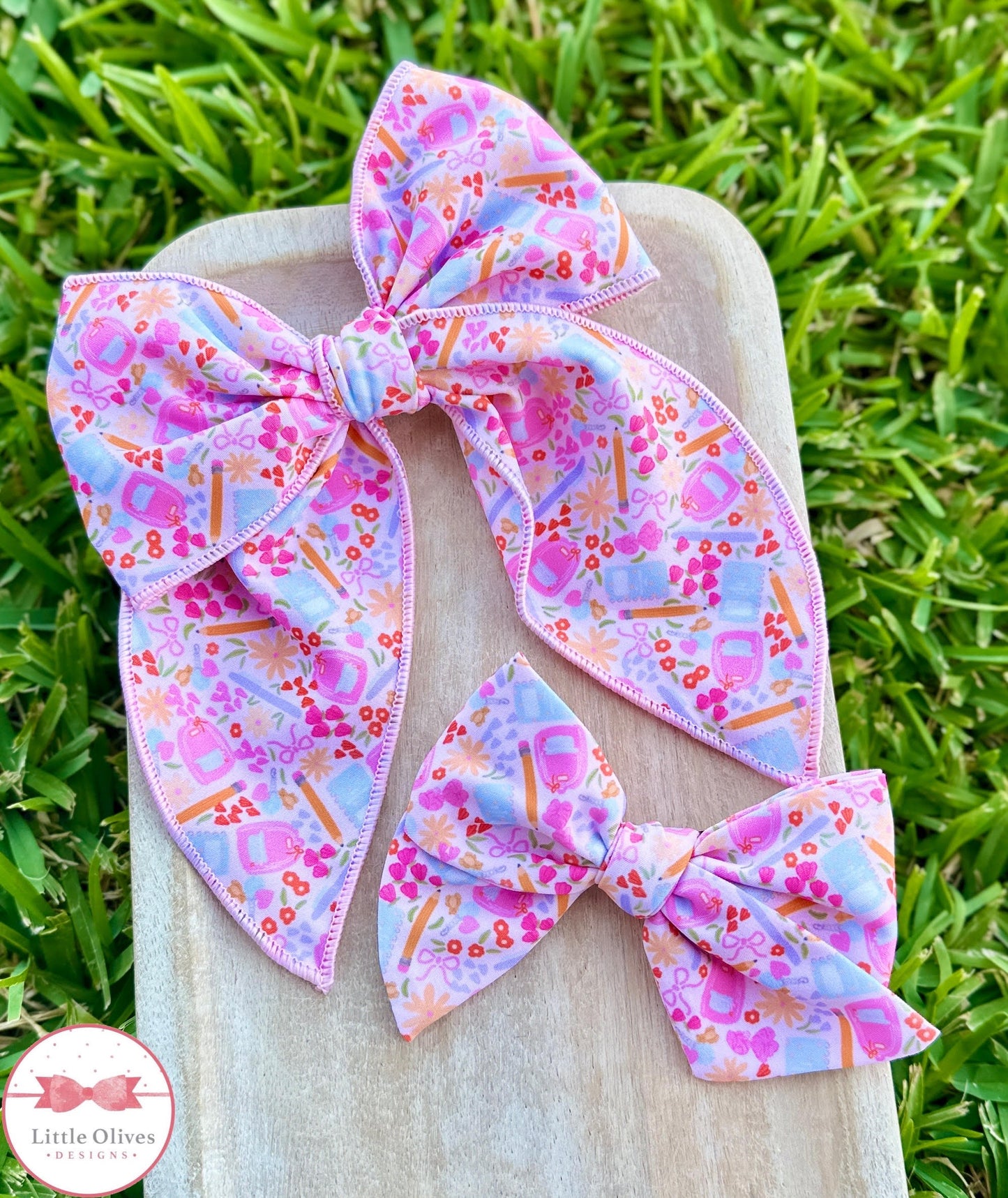 BACK TO SCHOOL FLORAL SMALL OR LARGE SOPHIE BOW
