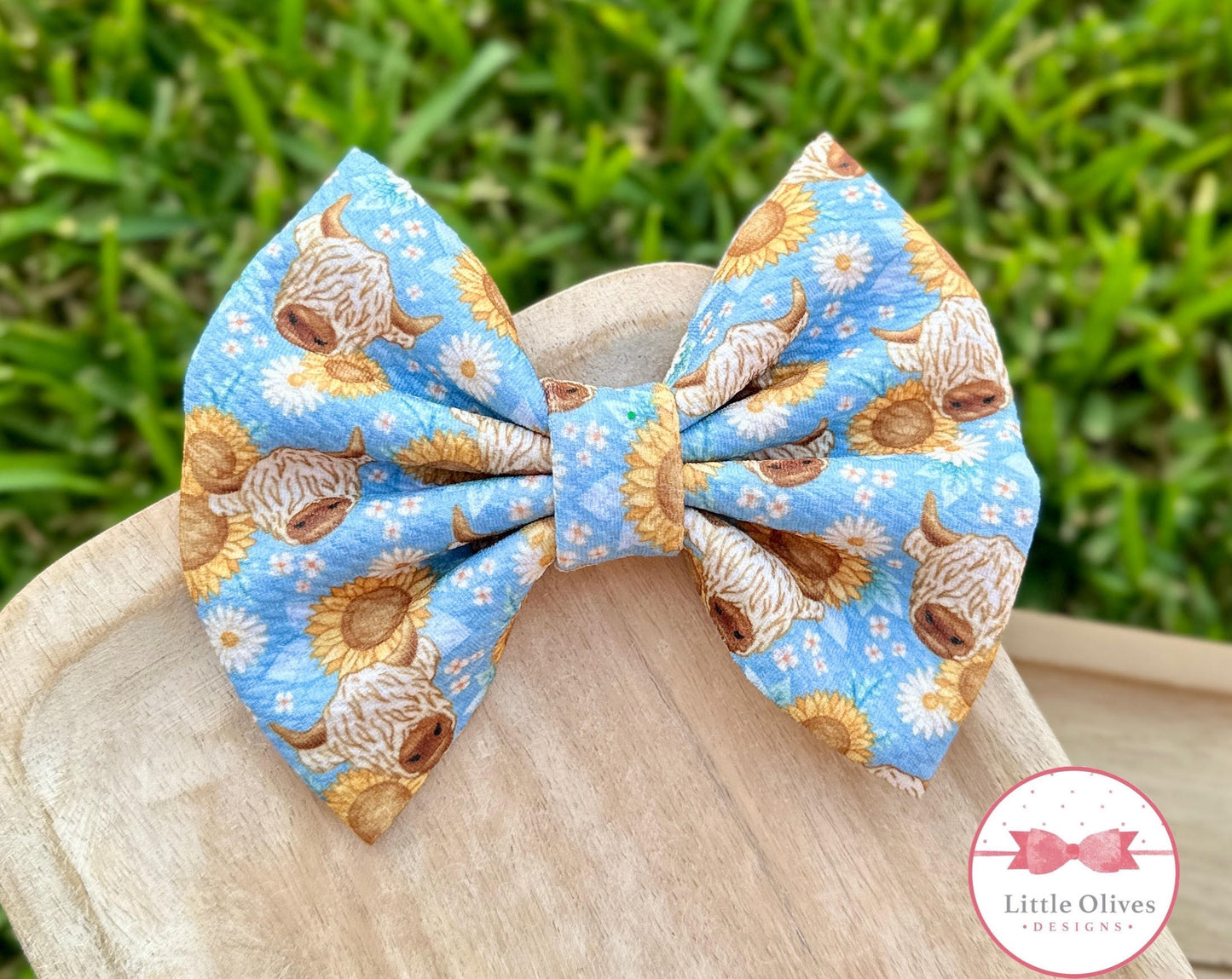 BLUE HIGHLAND COW & SUNFLOWERS FABRIC BOW