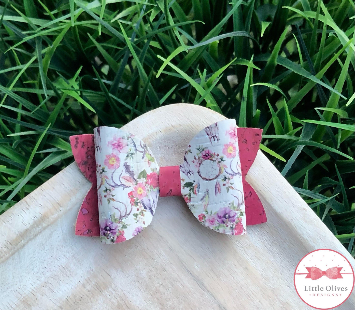 DREAMCATCHER CORK BOW
