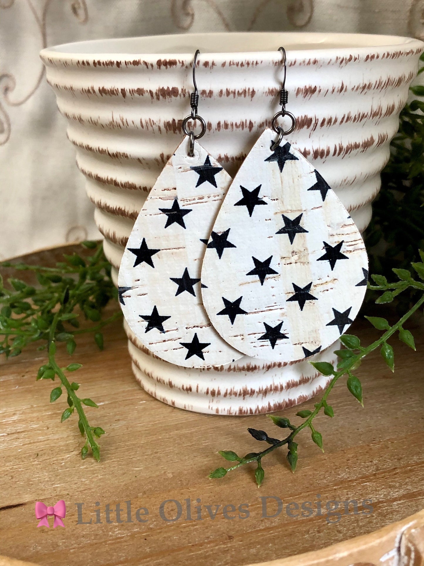 Star chubby teardrop earrings - portuguese cork earrings - genuine leather earrings