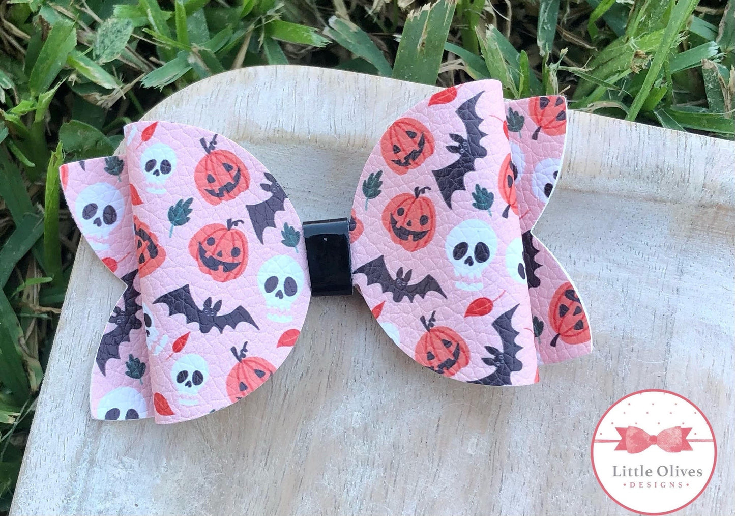 Halloween friends bow