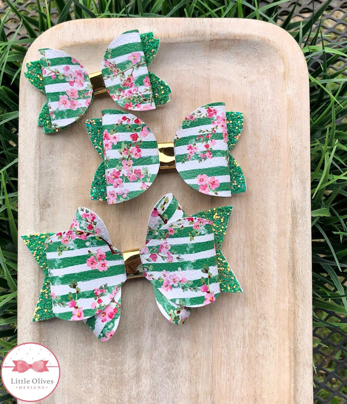 St. Patrick's Day floral hairbow