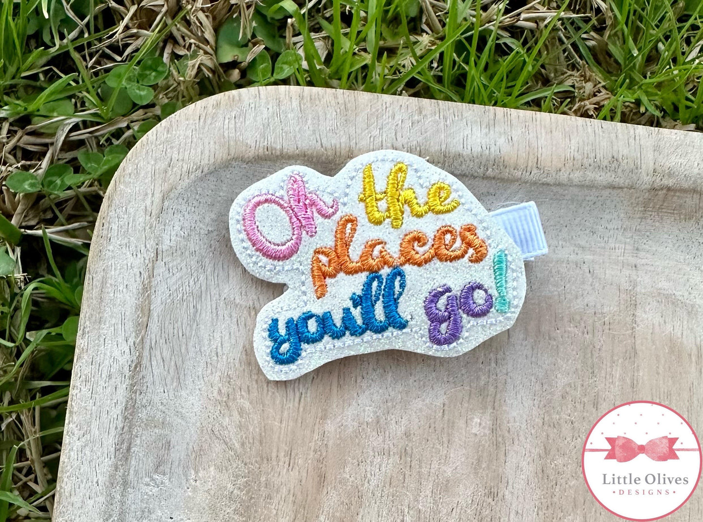 Going places felt hair clip