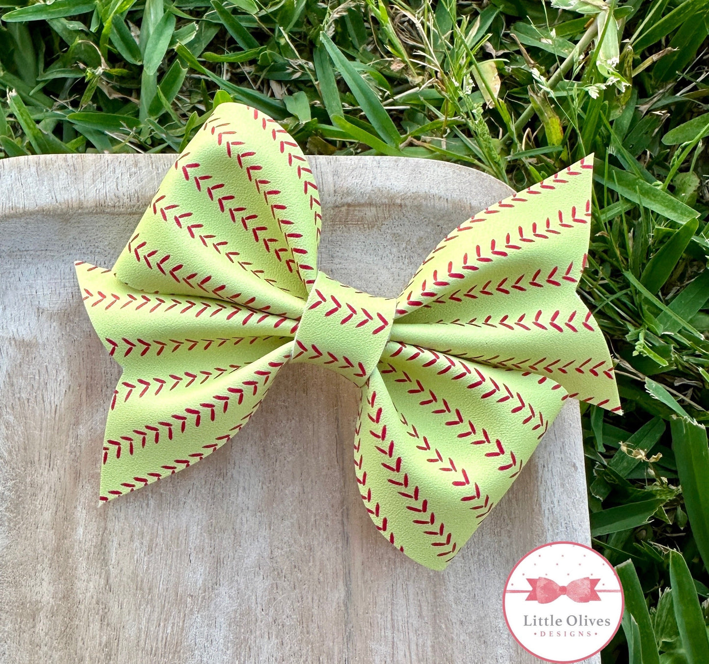 Softball stitch larkin bow