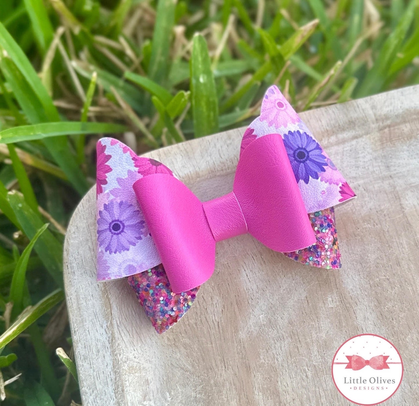 PURPLE DAISIES ABBY BOW