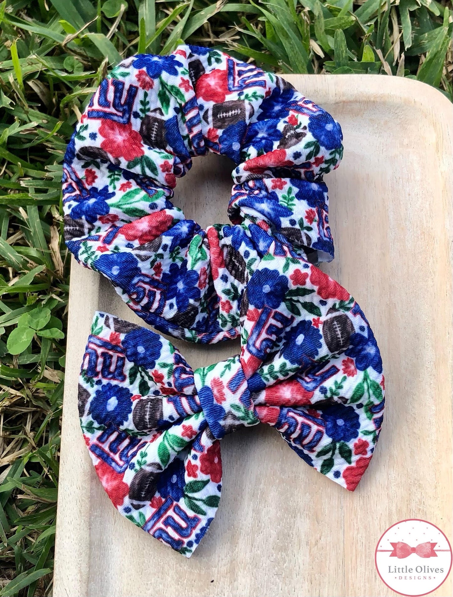 GIANT TEAM WATERCOLOR SCRUNCHIE AND BOW