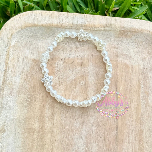 PEARL FLORAL BRACELET