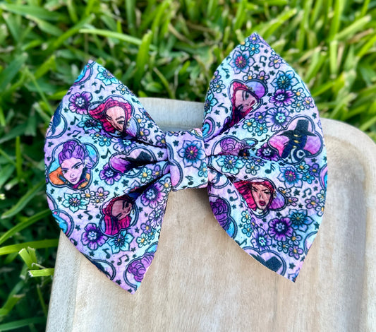 DH KPOP BOW OR SCRUNCHIE