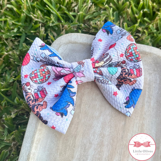 BEAR & FRIENDS BIRTHDAY BOW