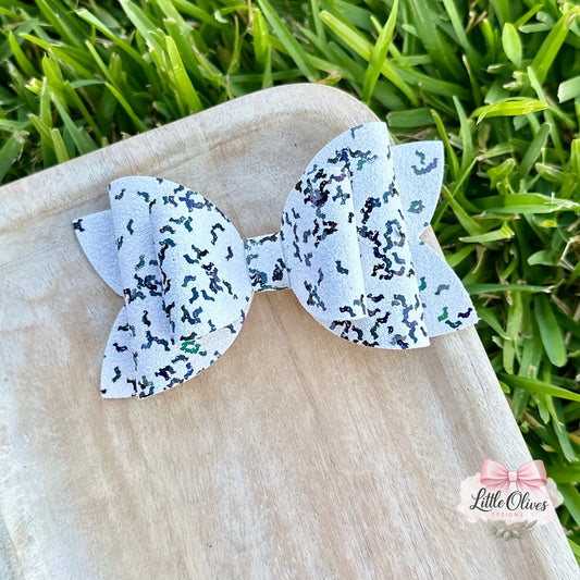 WHITE & BLACK BATS BOW