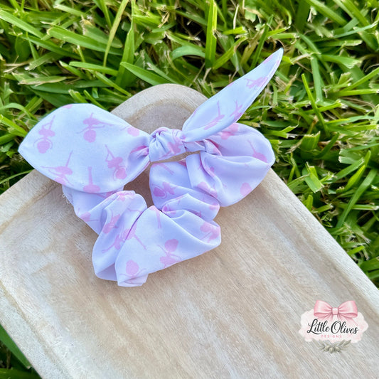 BALLERINA SCRUNCHIE