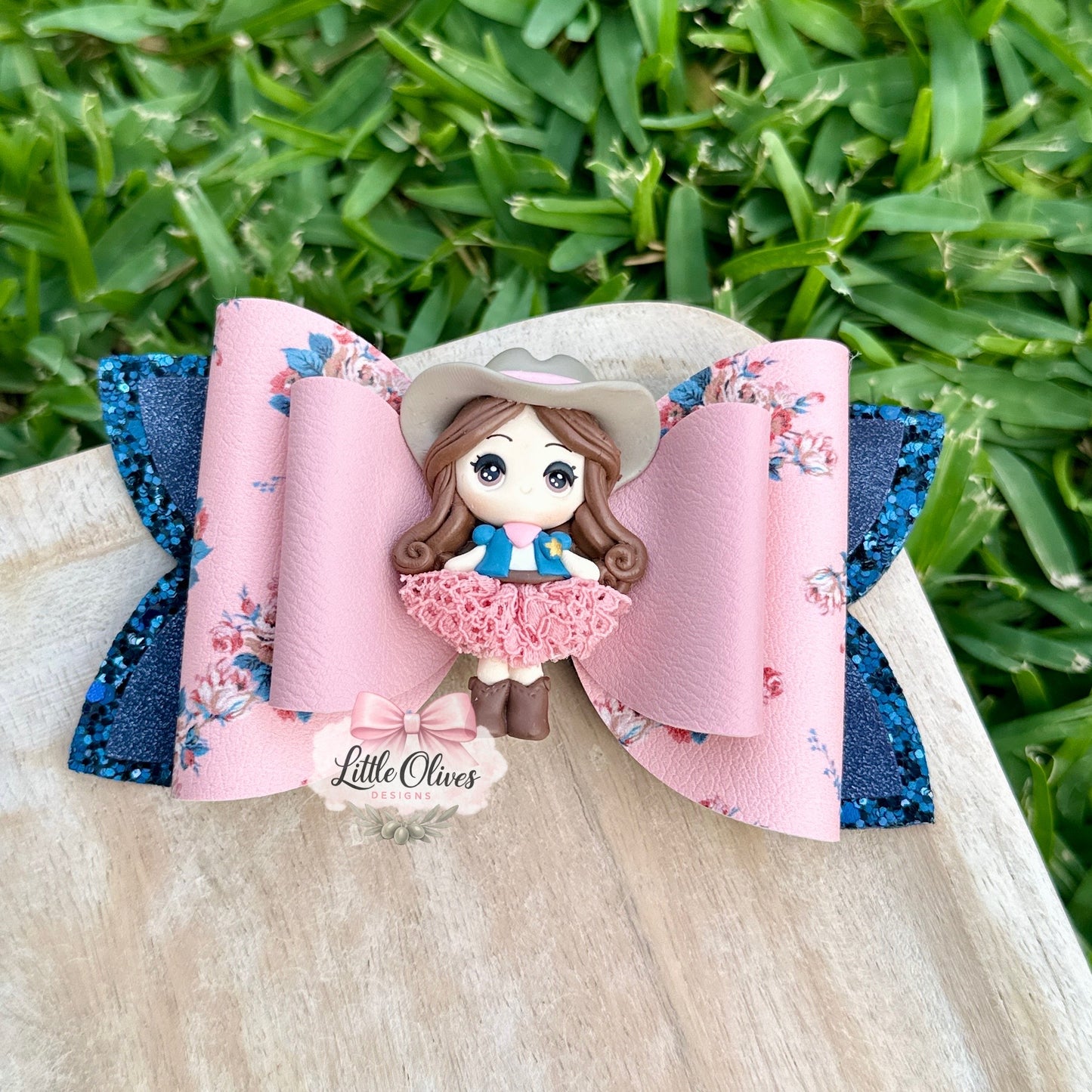 PINK SKIRT COWGIRL CLAY BOW