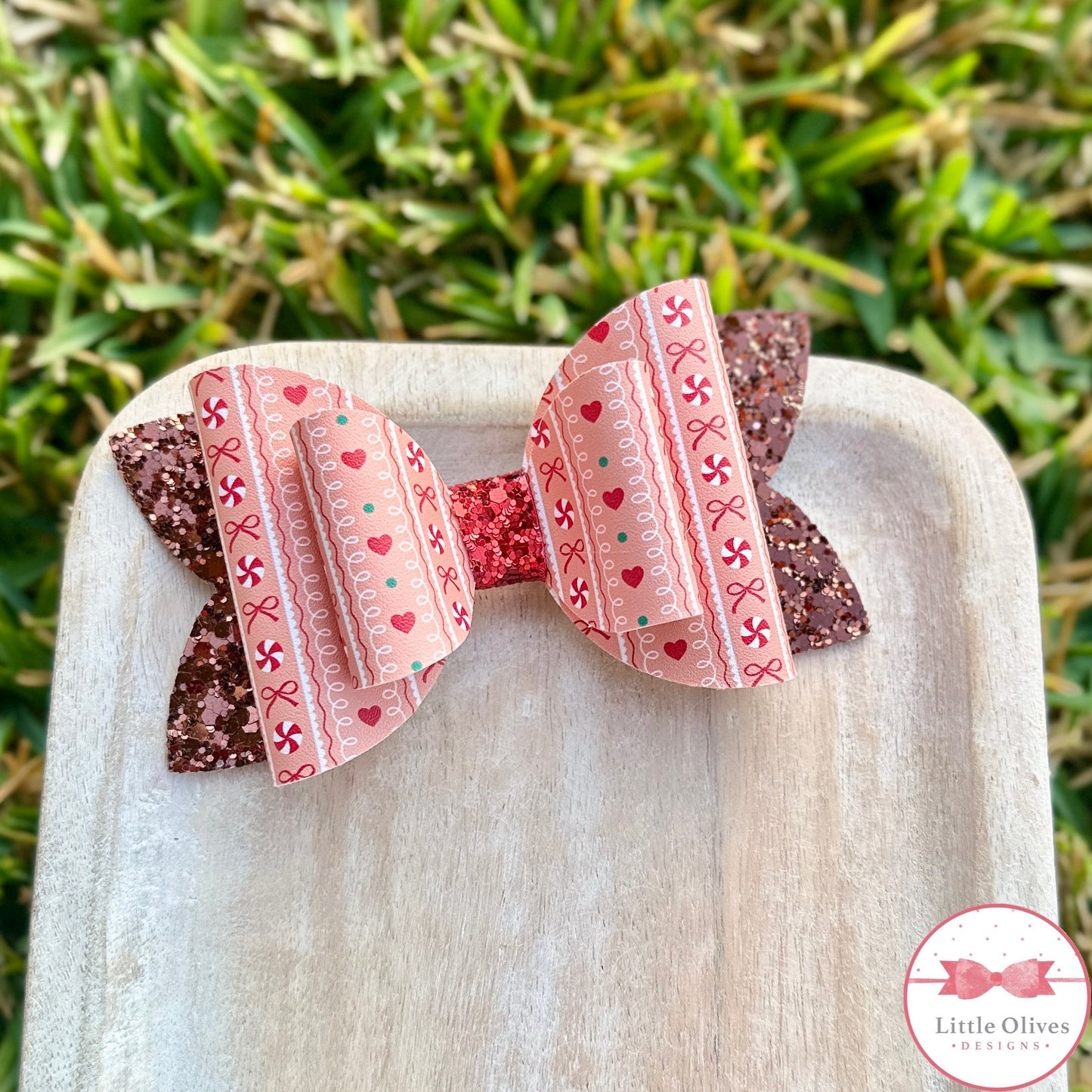 GINGERBREAD BOW