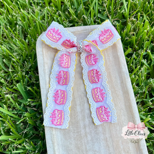 BIRTHDAY CAKE LACE & RIBBON BOW (YELLOW)