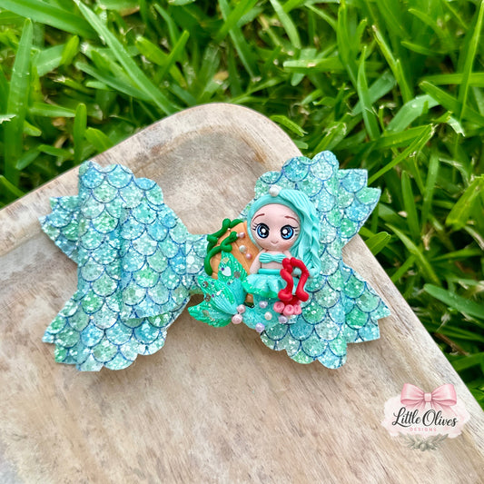 GREEN MERMAID CLAY BOW