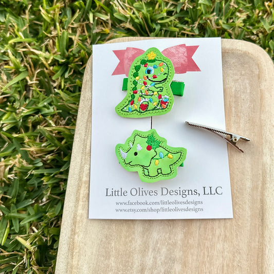 CHRISTMAS DINOSAURS CLIP