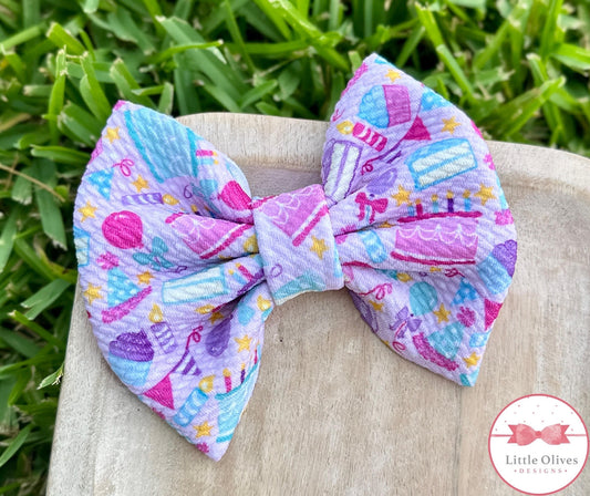 HAPPY BIRTHDAY PINK BOW OR SCRUNCHIE