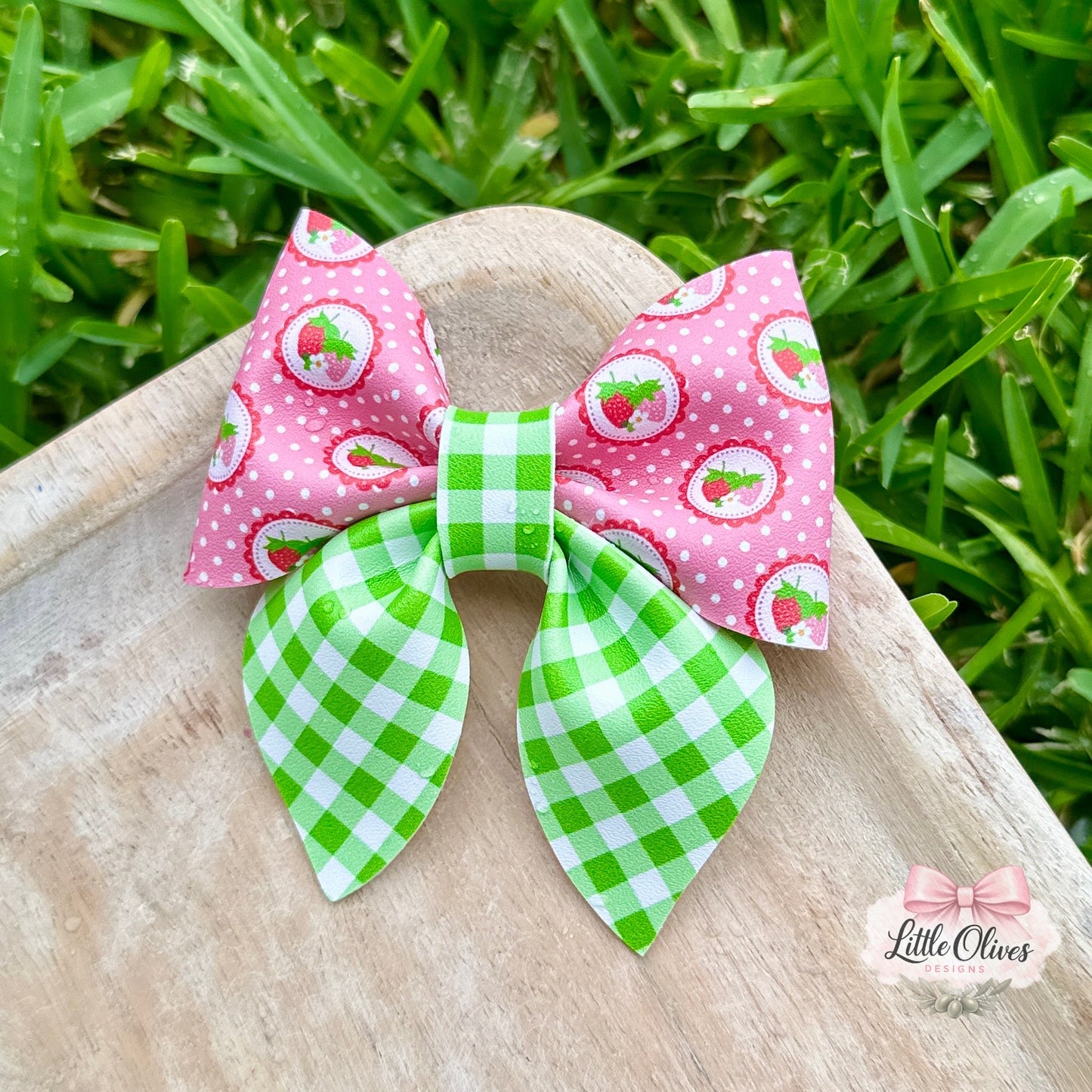 STRAWBERRY & POLKA DOTS SAILOR BOW