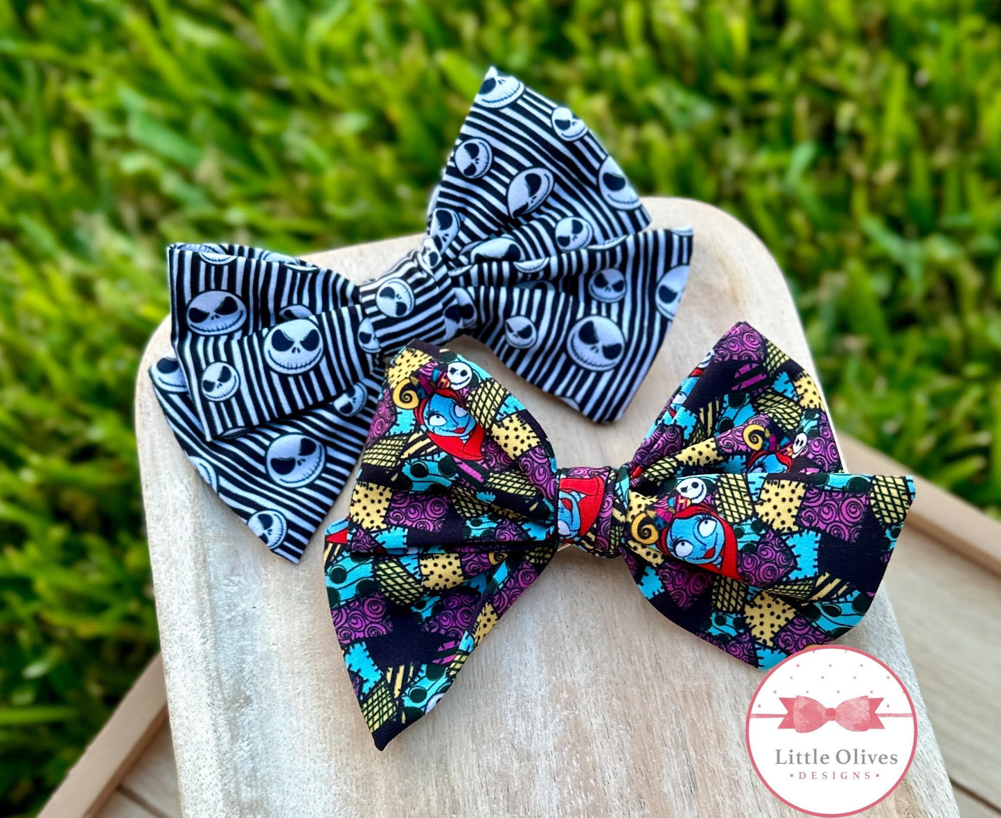 NBC COUPLE HAND TIED BOW