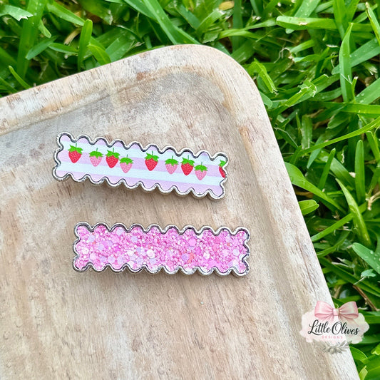 STAWBERRY STRIPES METAL CLIP