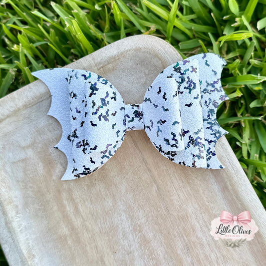 WHITE & BLACK BATS BAT BOW