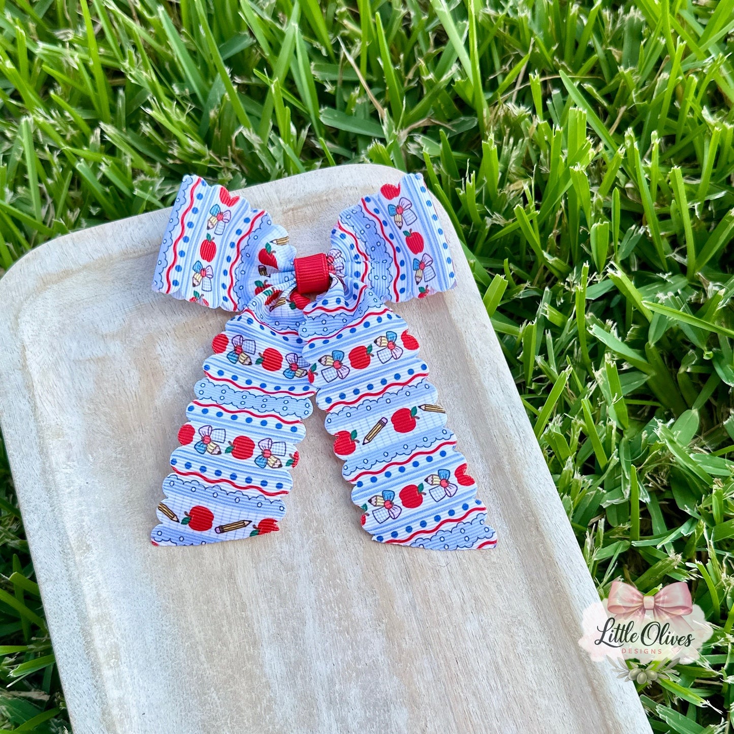 SCHOOL RIBBON BOW