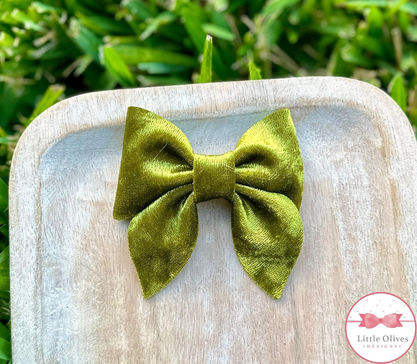 OLIVE VELVET SAILOR BOW (Copy)