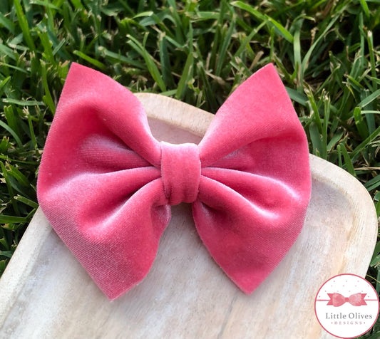 PINK VELVET BOW