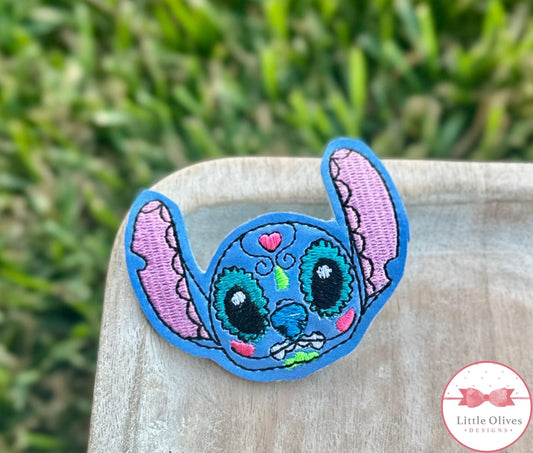 PAINTED FACE STITCH CLIP