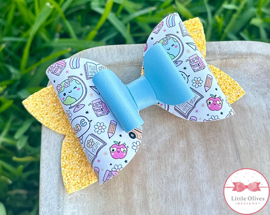 TEACHERS DESK BOW