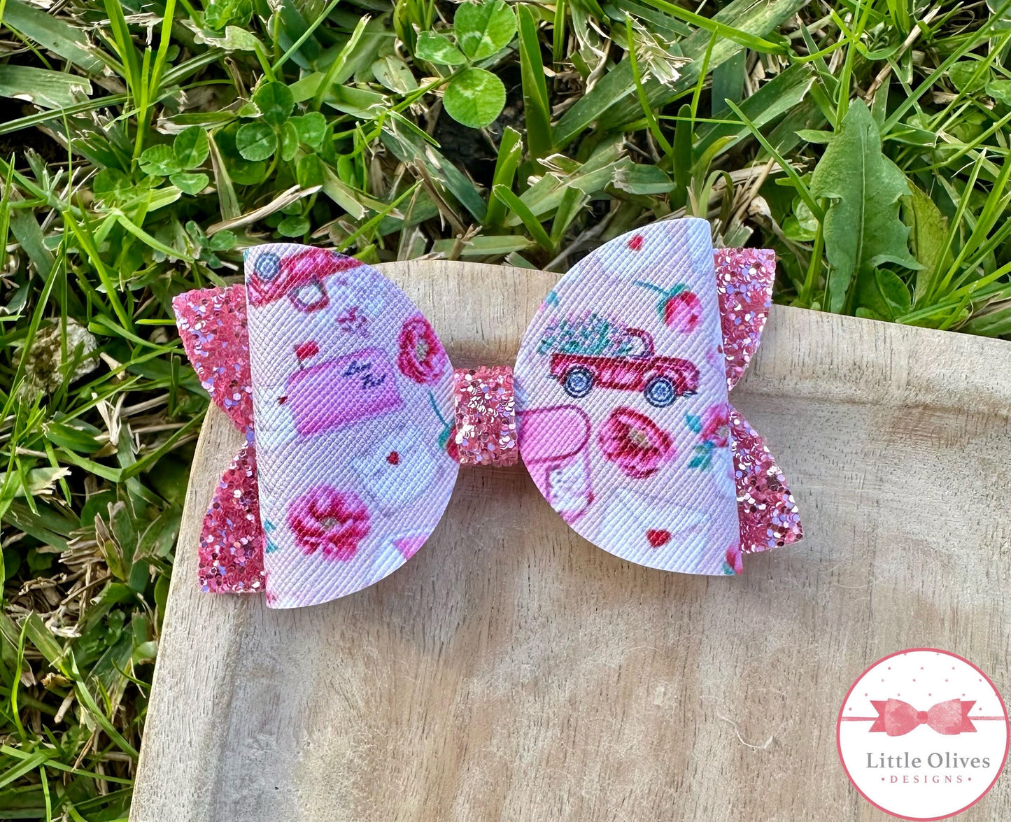 VALENTINE TRUCK BOW