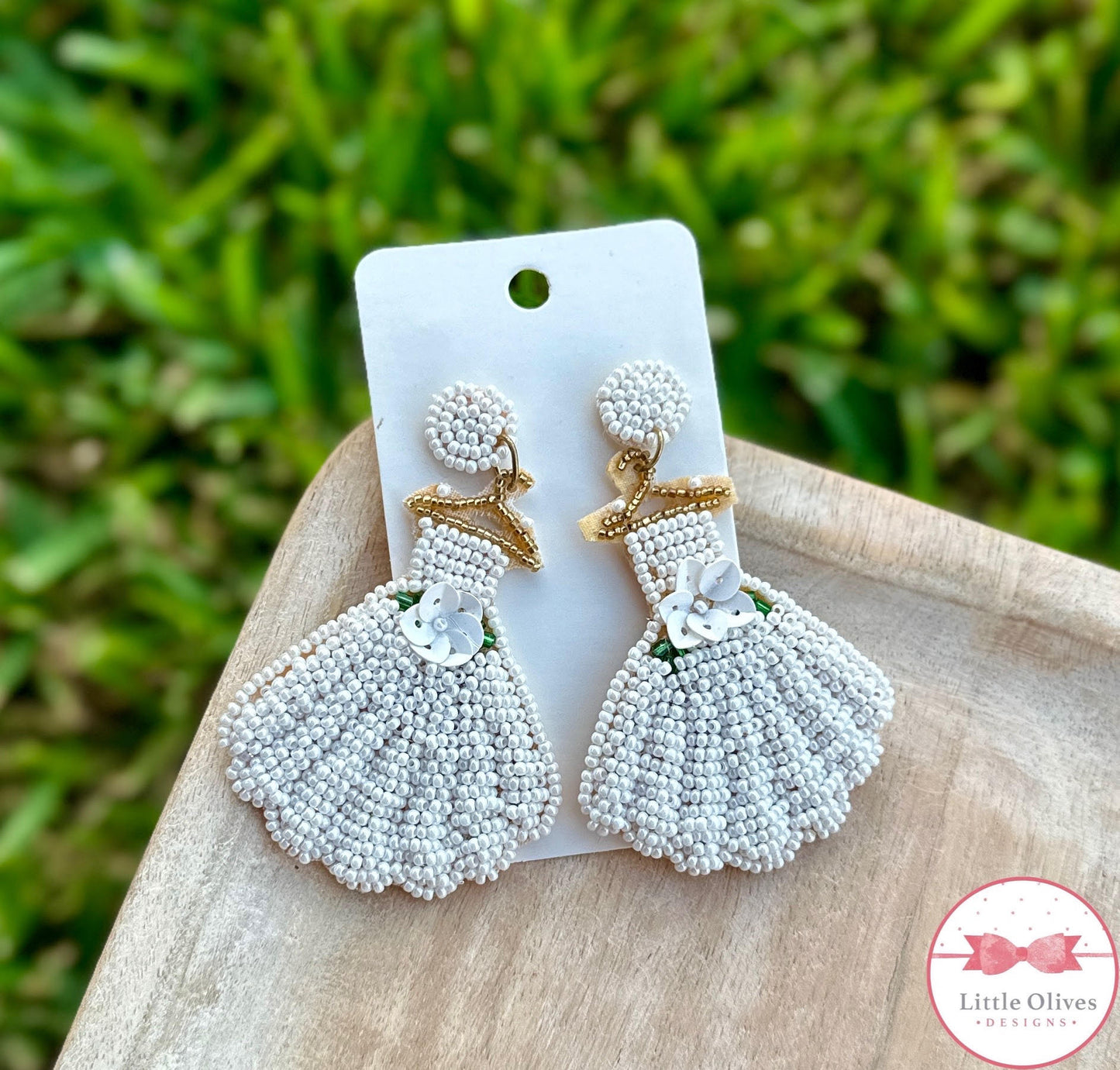 WHITE DRESS BEADED EARRINGS