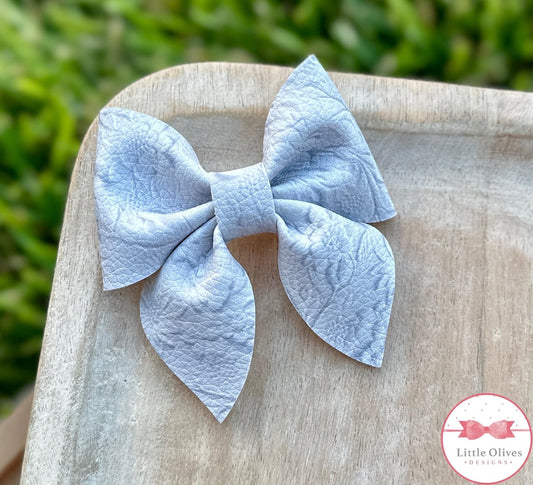 EMBROIDERED LOOK SAILOR BOW