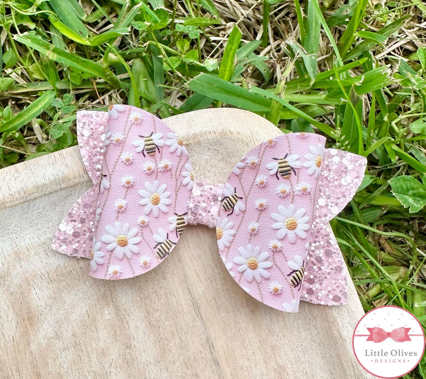 DAISIES & BEES BOW