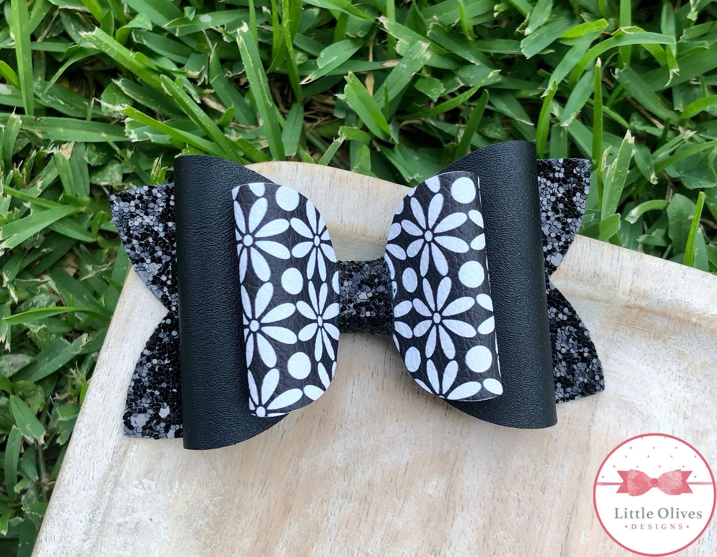 BLACK FLORAL TILE BOW