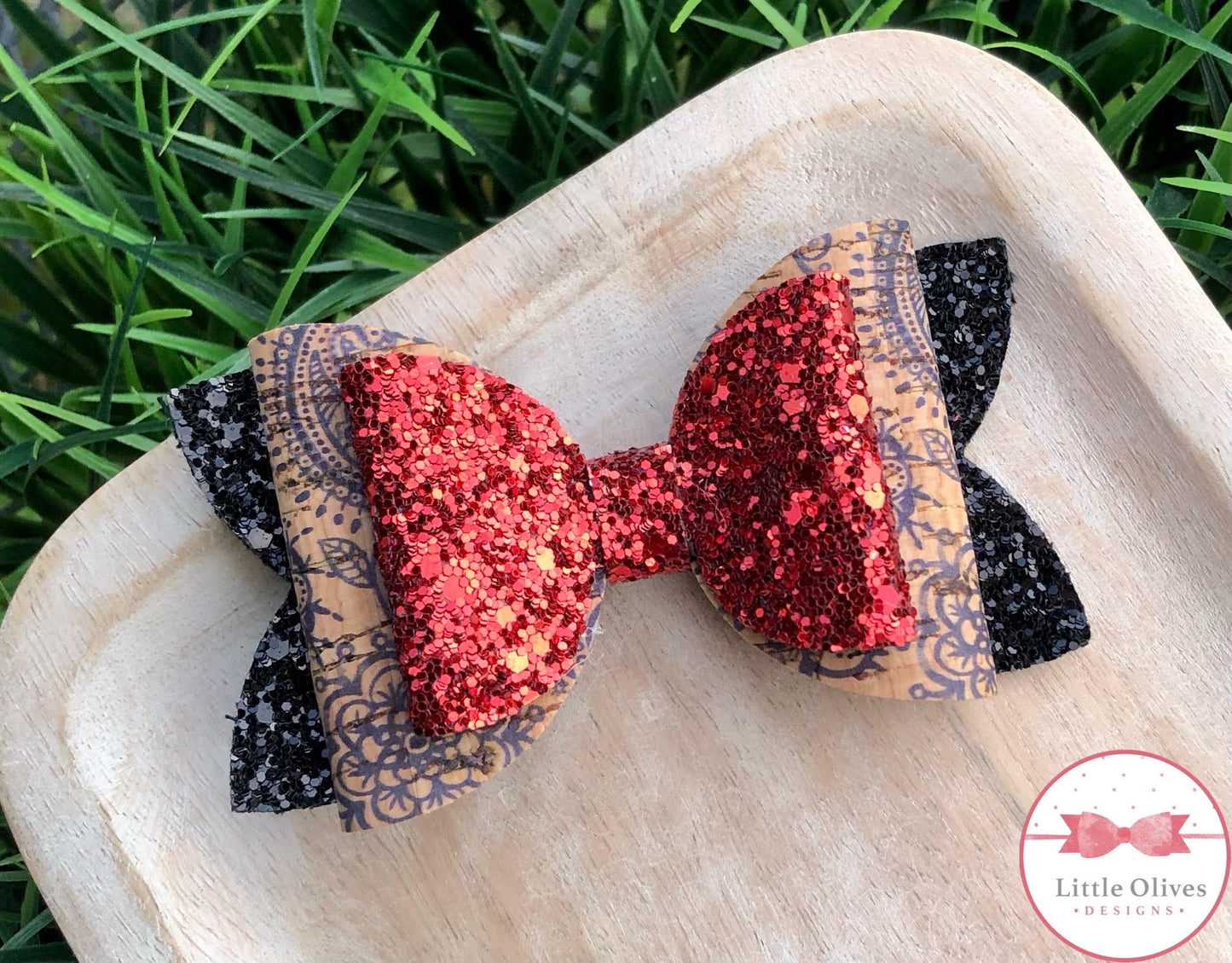 TRADITIONAL GLITTER CORK BOW